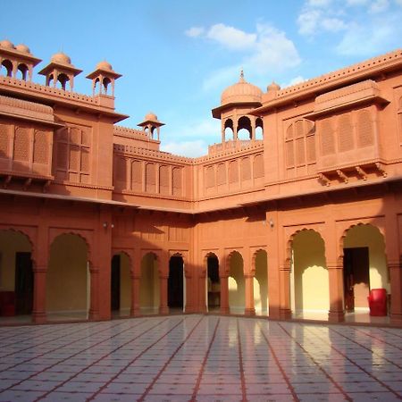 Gaj Kesri Hotel Bikaner Buitenkant foto